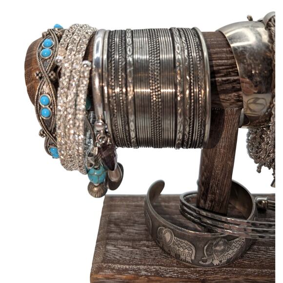 Lot of 26 Silver Tone Bracelets - Picture 2 of 6